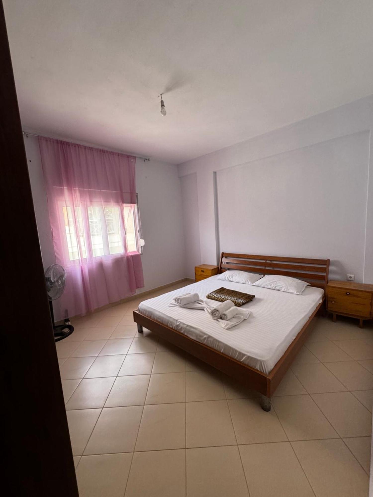 L.T. Apartment 5Th Street Σαράντα Εξωτερικό φωτογραφία