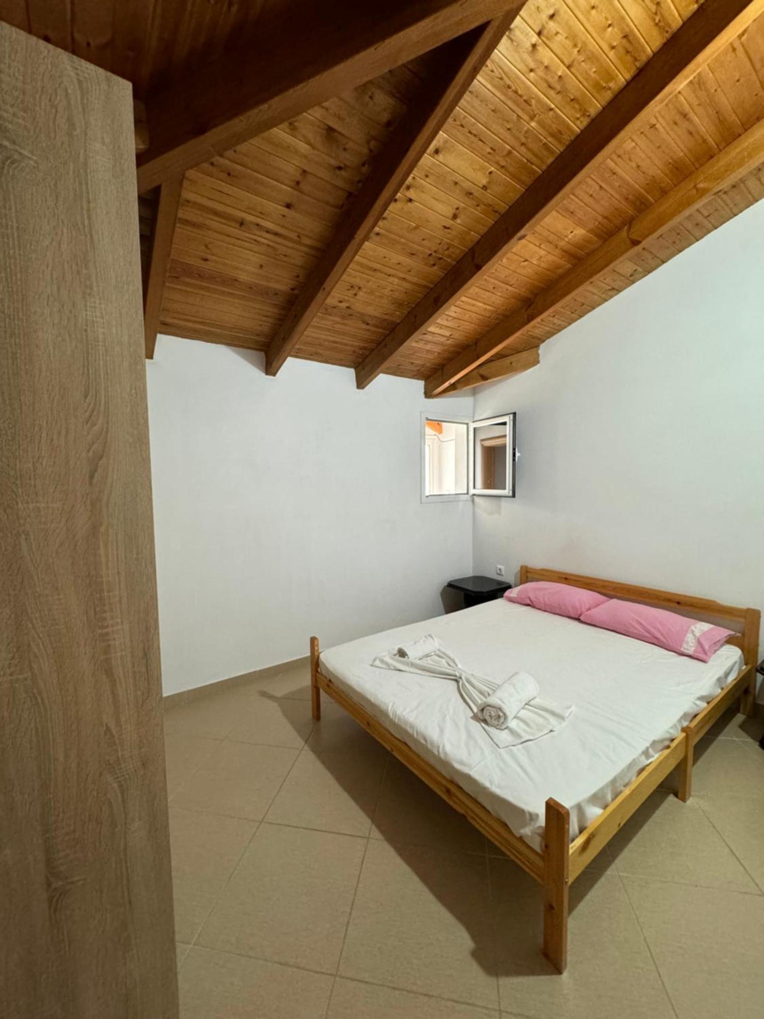 L.T. Apartment 5Th Street Σαράντα Εξωτερικό φωτογραφία