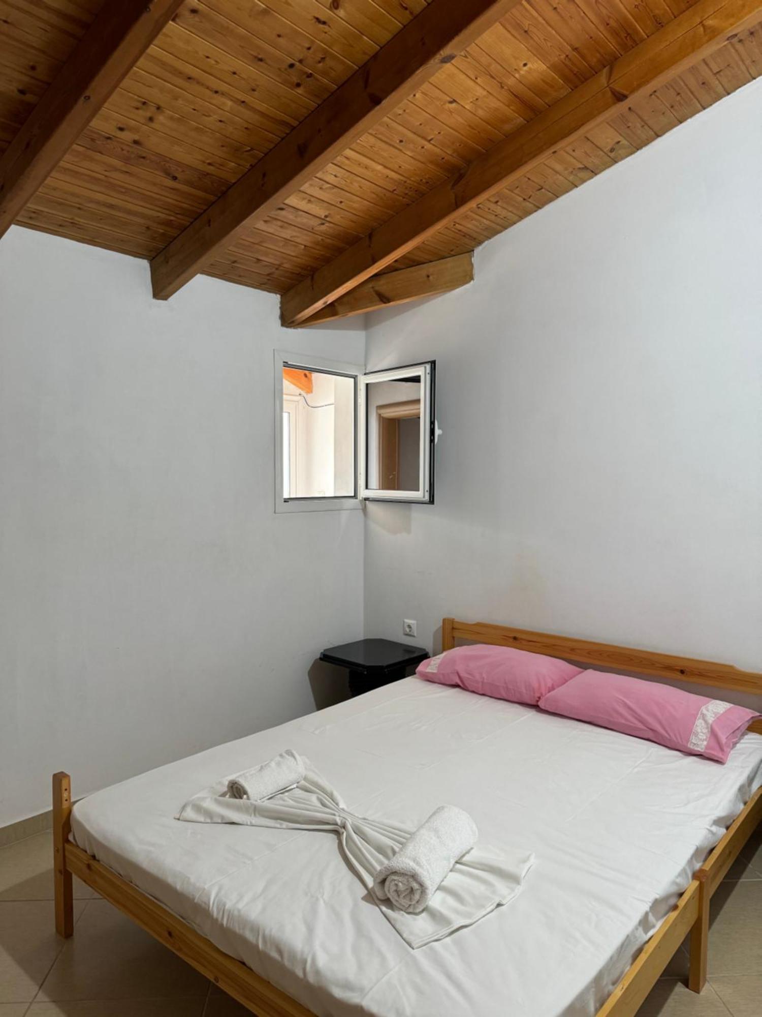 L.T. Apartment 5Th Street Σαράντα Εξωτερικό φωτογραφία