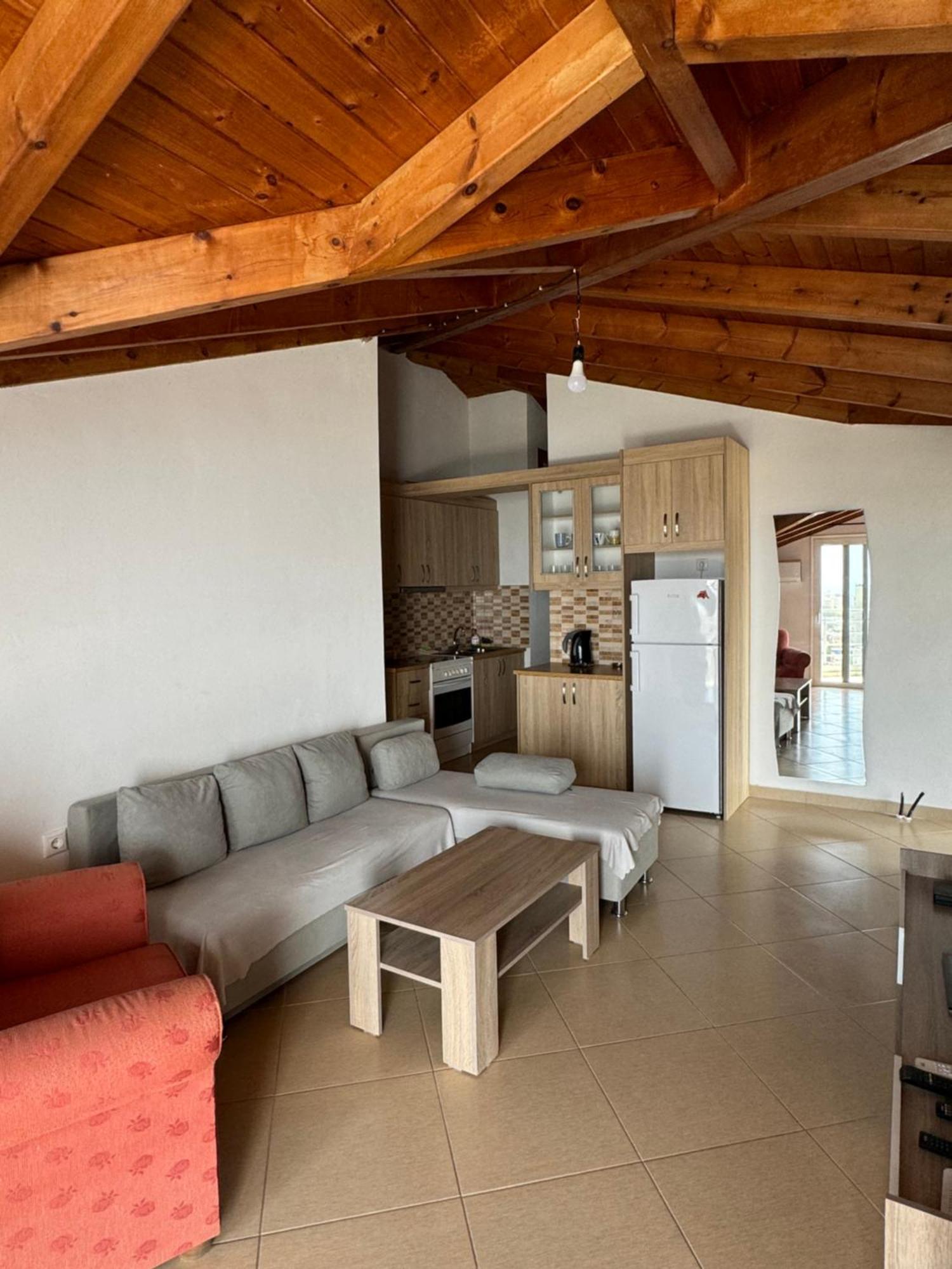 L.T. Apartment 5Th Street Σαράντα Εξωτερικό φωτογραφία
